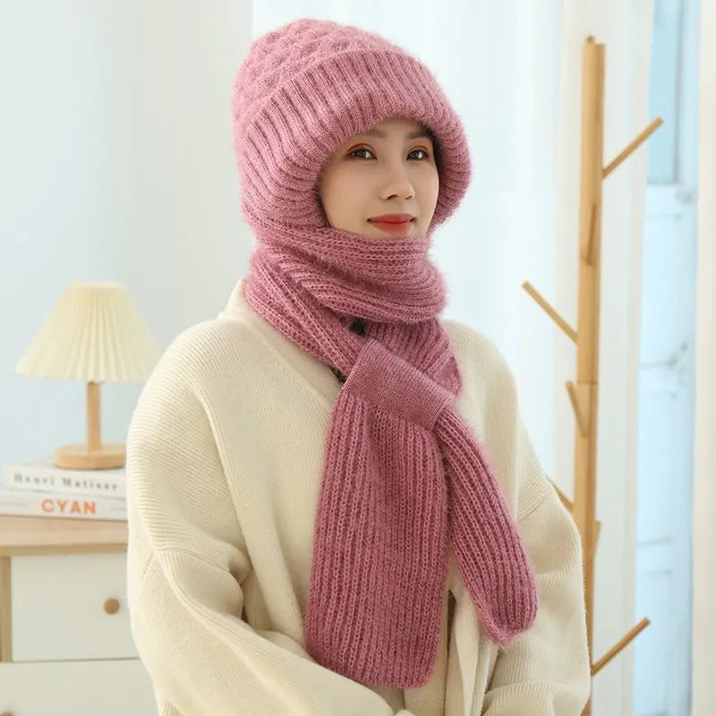 Women’s Fleece-Lined Winter Hat & Knitted Scarf Set
